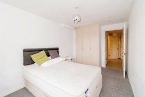 BEDROOM- click for photo gallery